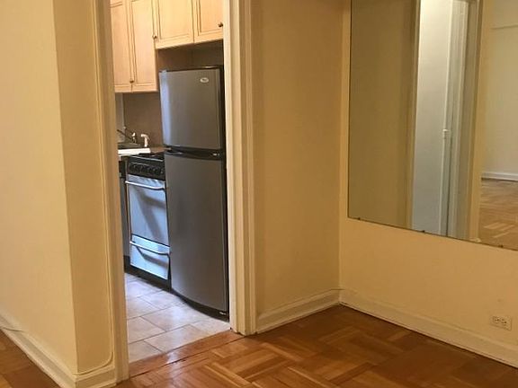 2nd image of 220 Madison Ave APT 5N
