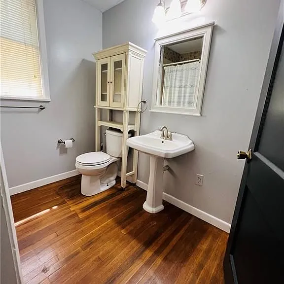 629 W Henrietta Ave — Photo 11