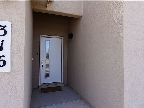 5th image of 316 Manzanita Dr