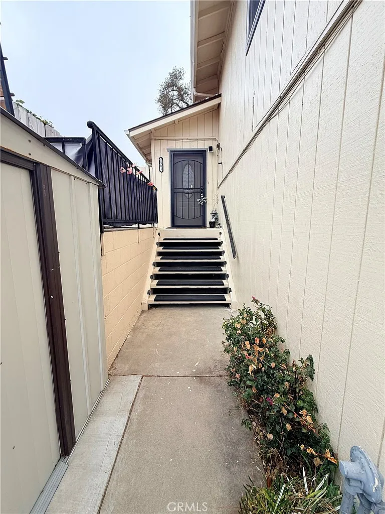 2 bed, 1193 sqft, $3,500 — Photo 2