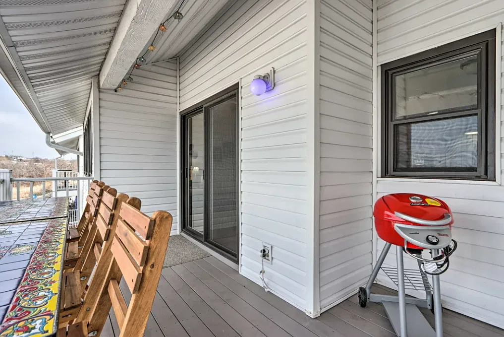 3 bed, 1250 sqft, $1,350 — Photo 3