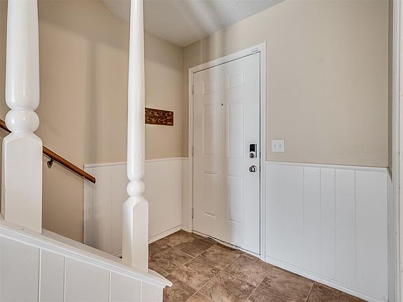 5th image of 4008 SE 14th Pl
