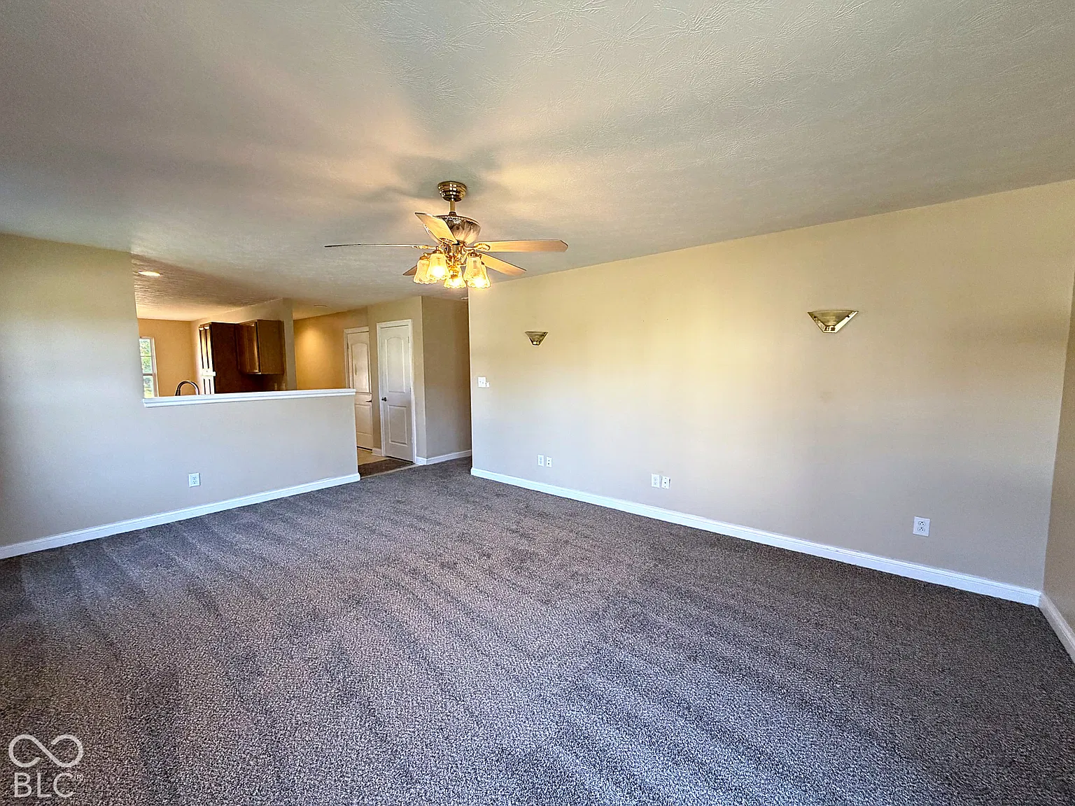 3 bed, 1492 sqft, $1,700 — Photo 4