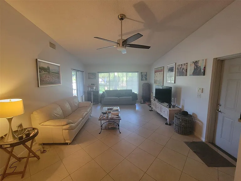 13851 Oneida Dr #D2 — Photo 12