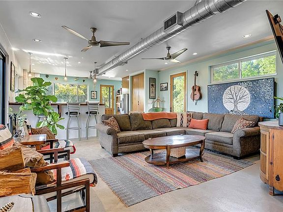 2nd image of 15101 Back Of The Moon St Unit A