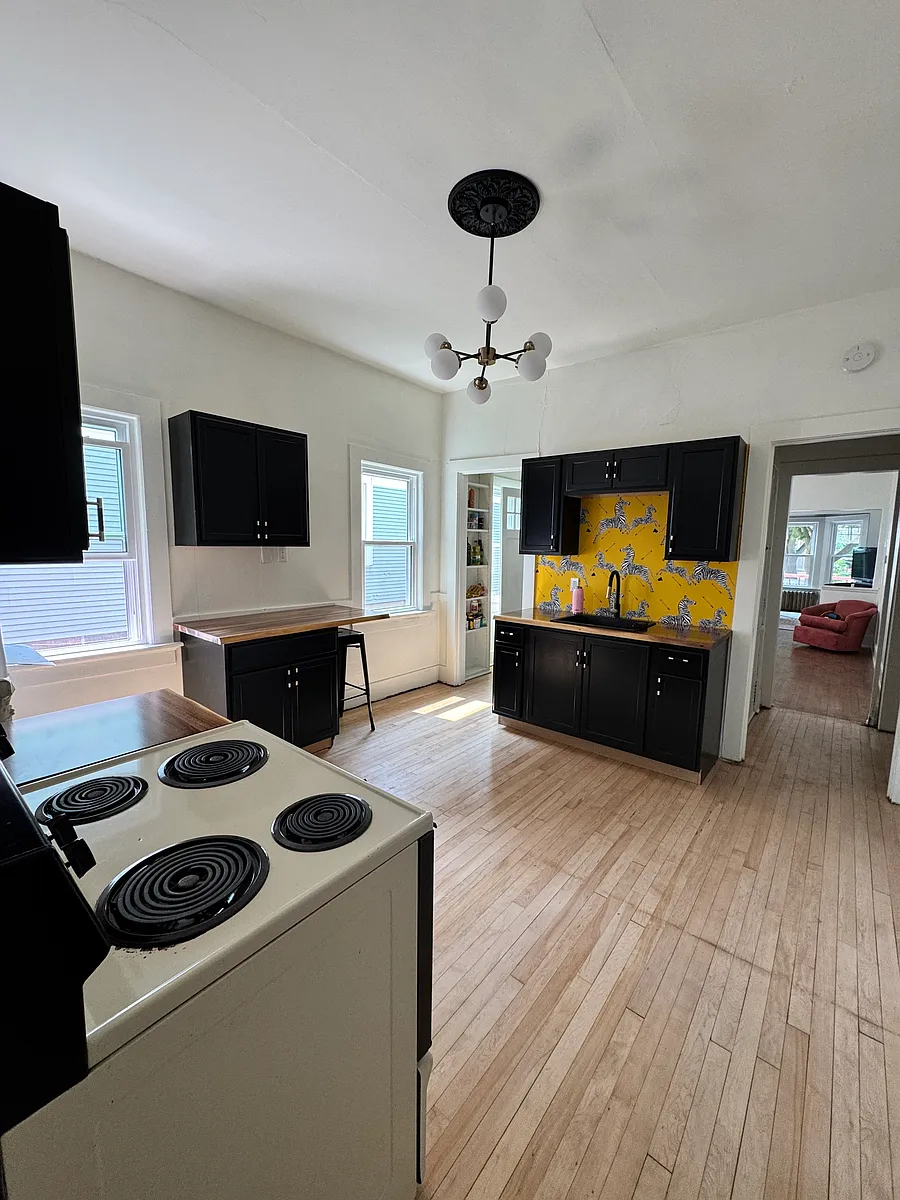 Building Photo - 2970 N Murray Ave #1
