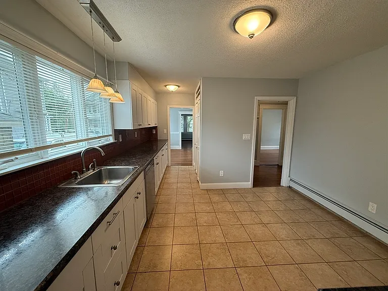 84 Lawrence St #1 — Photo 7