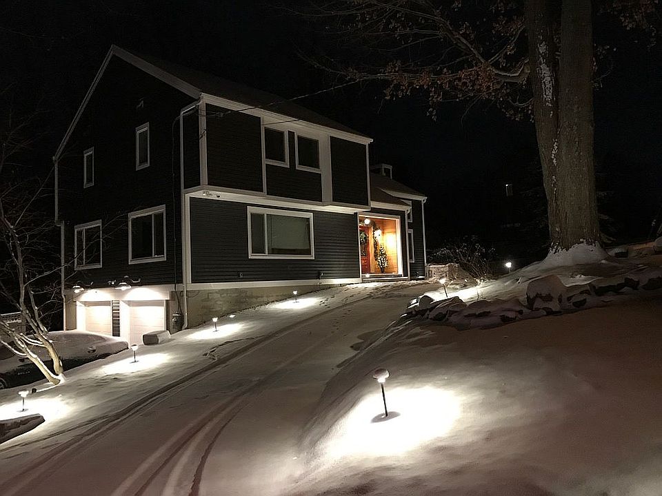 1st image of 30 Lakeview Dr