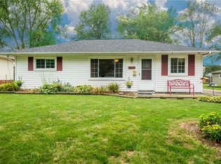 321 Buckeye Dr, Berea, OH 44017
