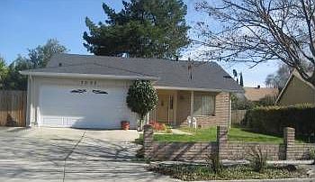 1st image of 3022 Almond Dr