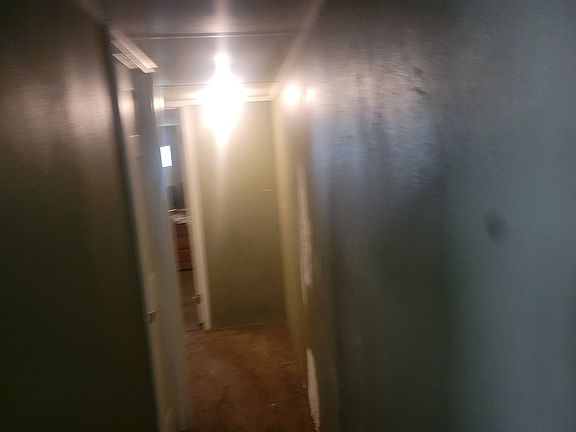 4th image of 21244 Campbell Dr