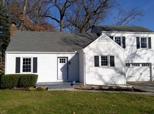 17835 Edgewood Walk, South Bend, IN 46635