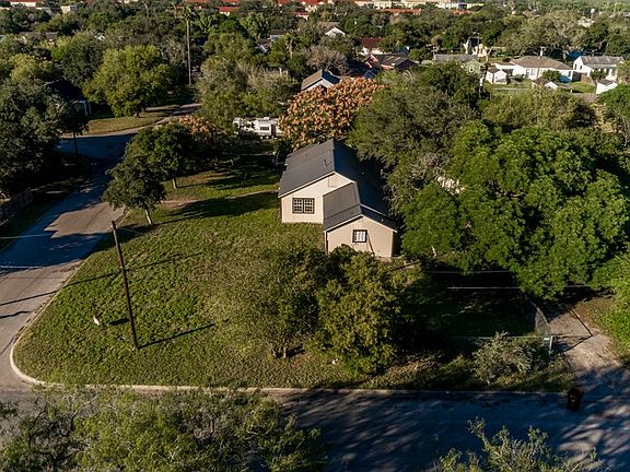 5th image of 308 N Wanda Dr
