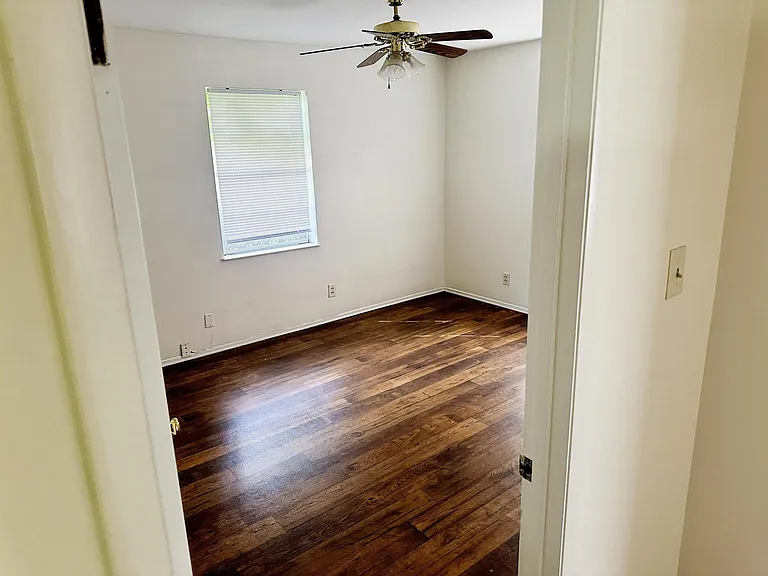 2322 Kaynell Dr — Photo 9