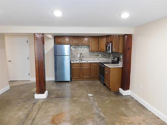 3rd image of 2010 Prytania St Unit B