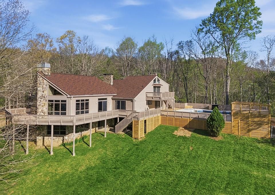 1st image of 853 Caler Rd