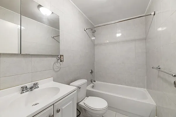 Rented by REAL New York | media 17