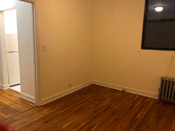 4th image of 1020 3rd Ave APT D2