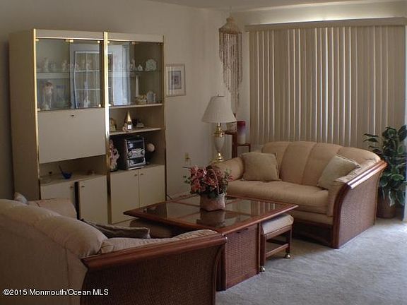 5th image of 65 Norwalk Ave #73