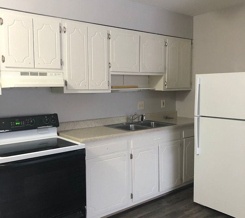 1st image of 2700 Clyde Park Ave SW APT 26