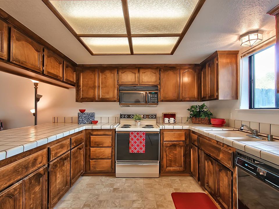 1st image of 3381 La Canada Dr APT 7