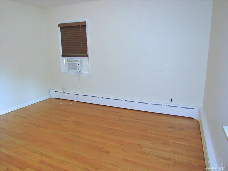 14 Piney Point Ave — Photo 17