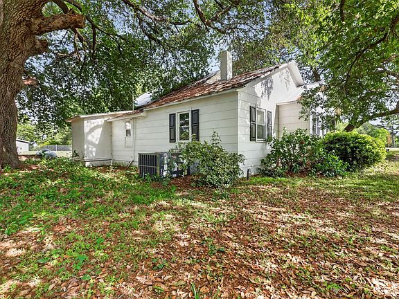 4th image of 113 Clayton Rd