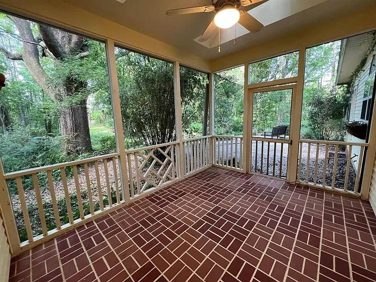 1381 Manor House Dr — Photo 15