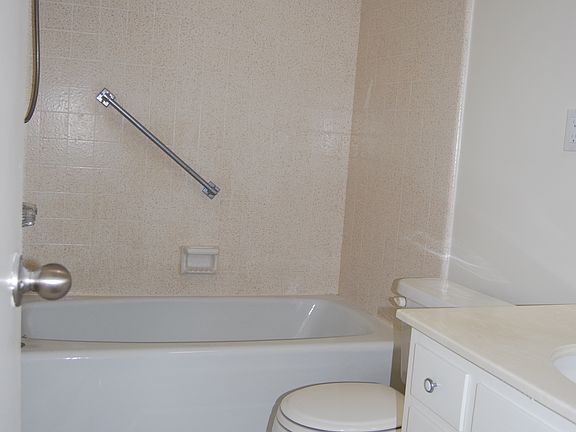 2nd image of 6932 Morella Ave APT 3