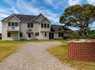 300 S Snedecor Avenue, Bayport, NY 11705