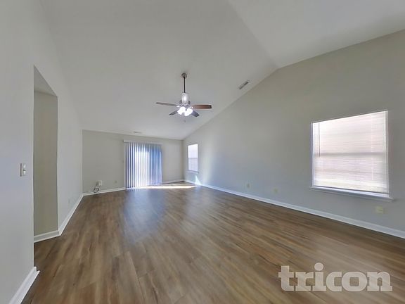 2nd image of 1039 Central Park Blvd S