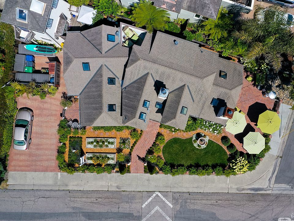 2nd image of 1390 49th Ave