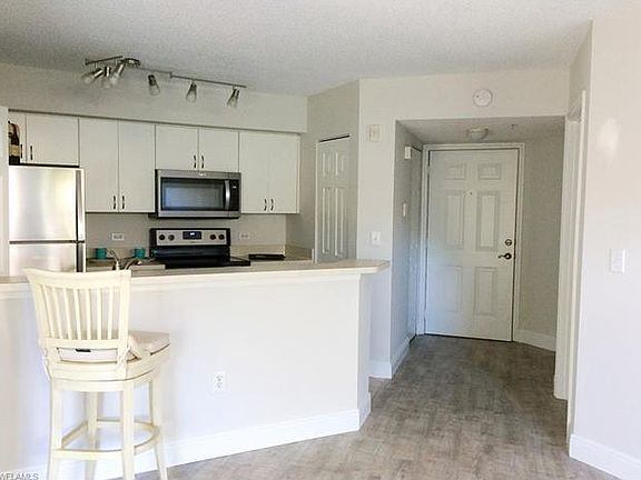 3rd image of 8870 Colonnades Ct W APT 318