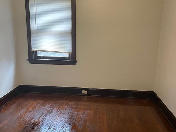 2nd image of 3412 Evanston Ave #2