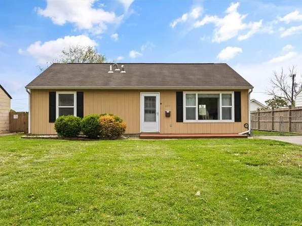 607 NE 66th Ter, Gladstone, MO 64118