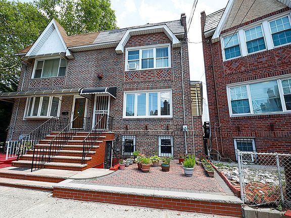 3rd image of 3 Harden St