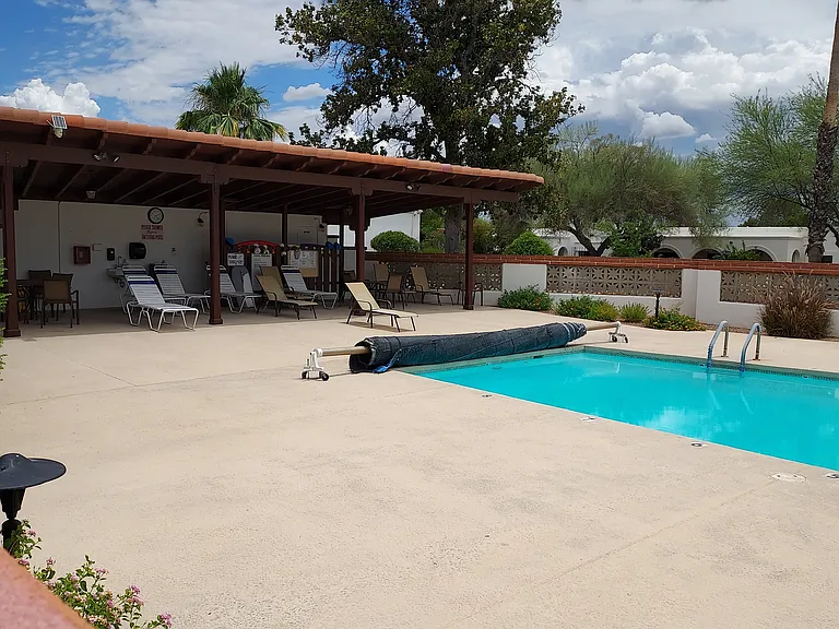402 S Paseo Pena #C — Photo 6