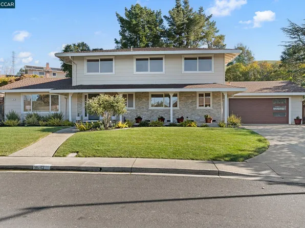 13 Inverleith Ter, Moraga, CA 94556