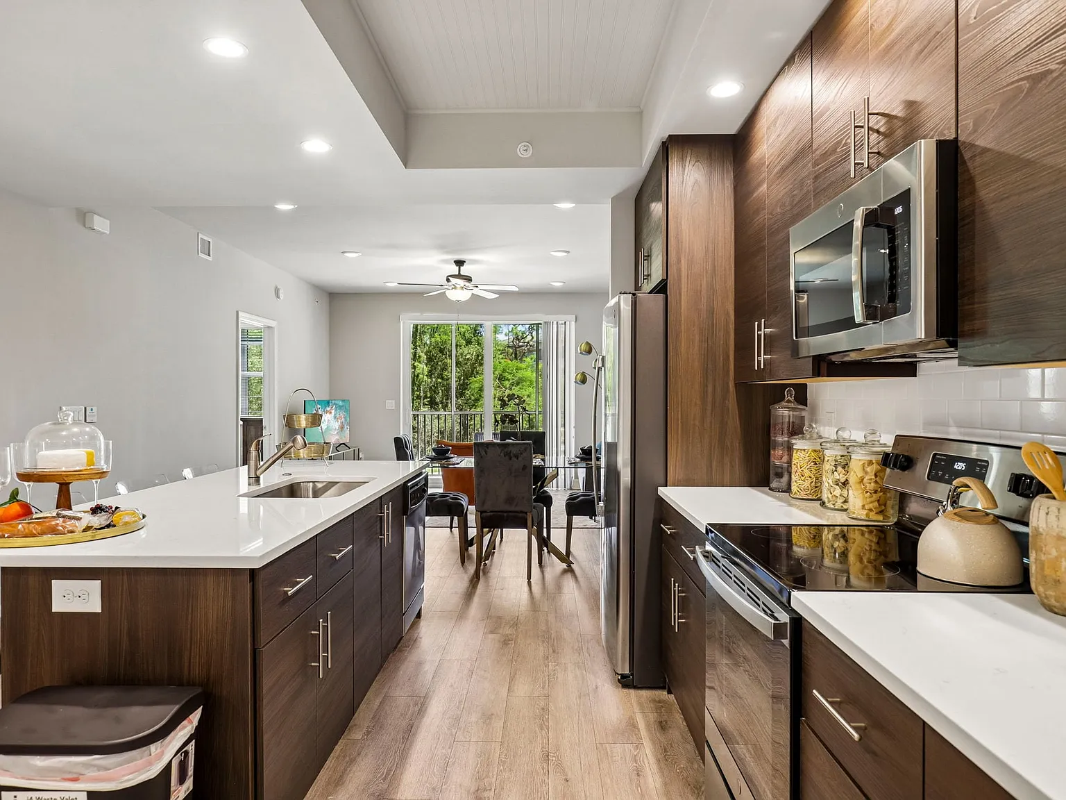 The Reef at Winkler — Photo 4