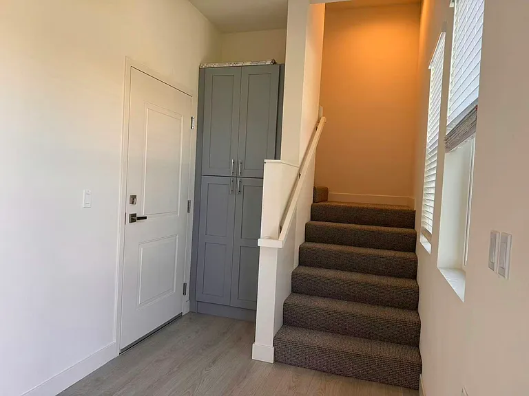 19 Chapel Ave #C — Photo 10