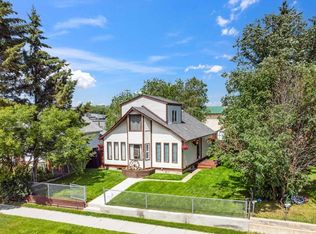 4726 S 43rd St, Lloydminster, SK S9V 0E7