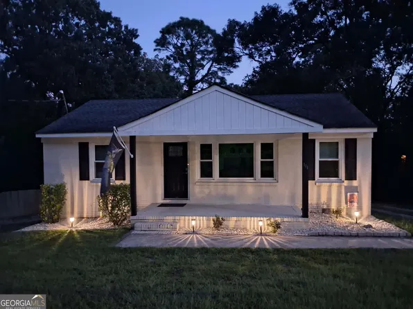 111 Benton Ave, Warner Robins, GA 31088