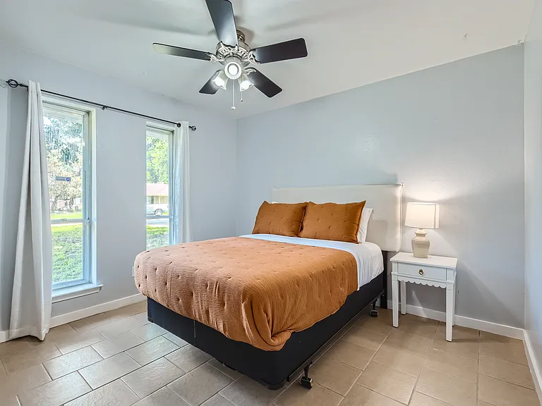 1308 Ashbury Dr — Photo 6