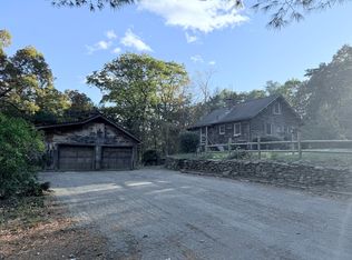 217 Nichols Rd, Barre, MA 01005