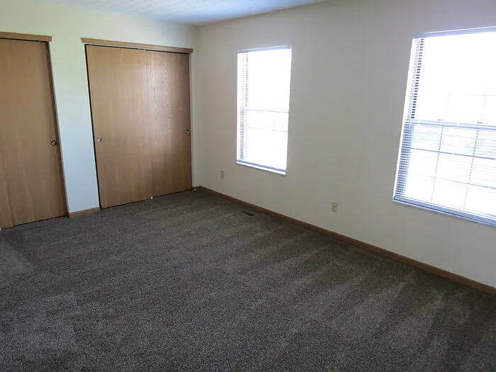 1271 Caravel Dr — Photo 6