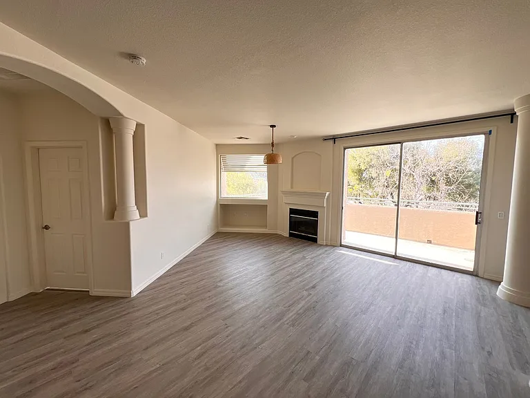 801 Dana Hills Ct #203 — Photo 5