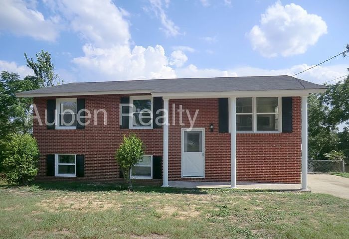 1st image of 3010 Jeanne Rd