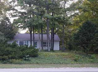 6280 S Maple City Rd, Maple City, MI 49664