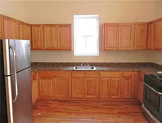 Rented by R New York