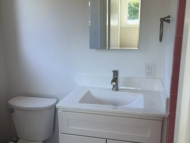 254 E Main St — Photo 6